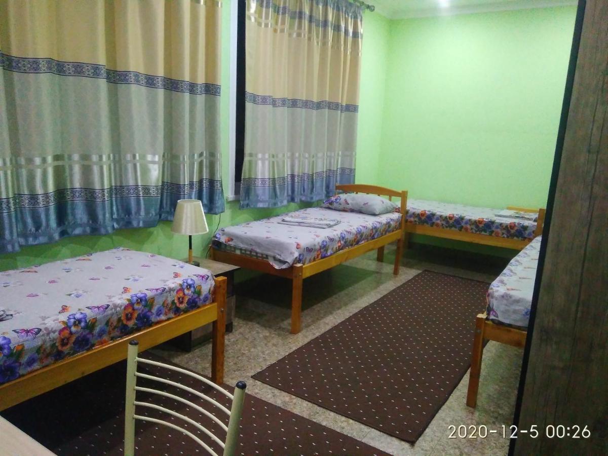 Hostel Bukhara Gold Tashkent Ngoại thất bức ảnh