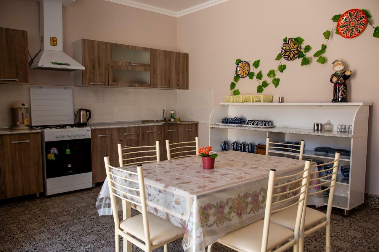 Hostel Bukhara Gold Tashkent Ngoại thất bức ảnh