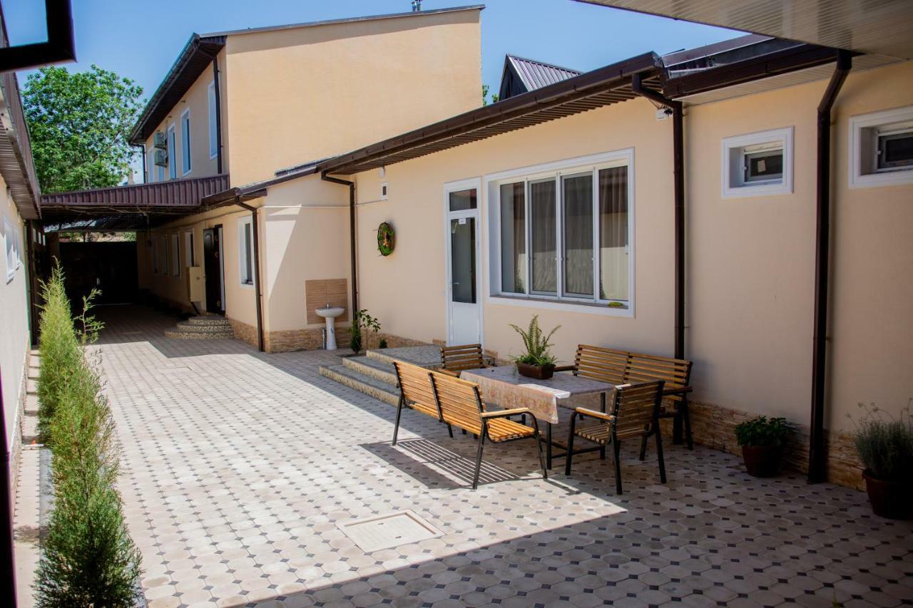 Hostel Bukhara Gold Tashkent Ngoại thất bức ảnh
