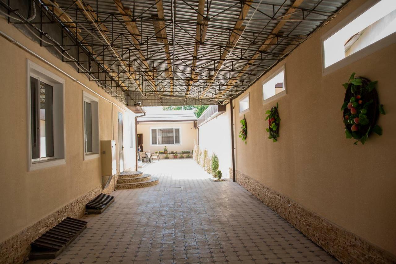 Hostel Bukhara Gold Tashkent Ngoại thất bức ảnh