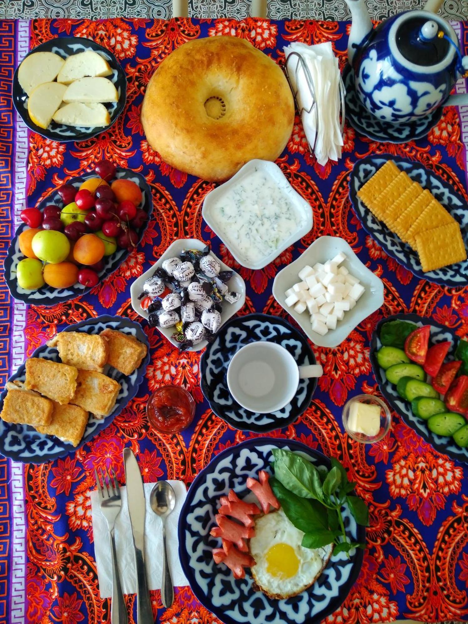 Hostel Bukhara Gold Tashkent Ngoại thất bức ảnh